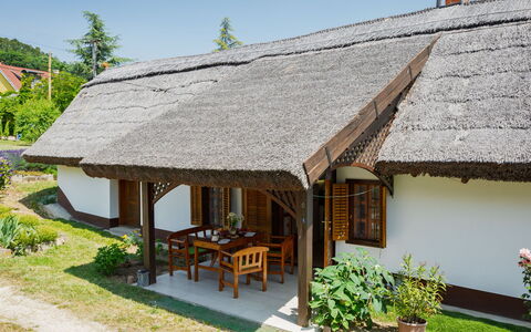 Szijartó: À Déchaumer, Toit, Chalet, Maison, Domicile, Ombre, Jardin, Ferme, Conception