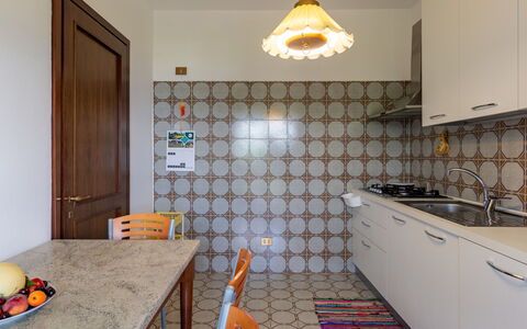 Gaggetto: Evier, Cabinetry, Évier, Comptoir, Bois, Robinet, Table, Luminaire Plomberie, Design Intérieur, Cuisine
