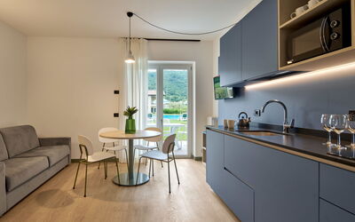 Corte delle Rose 711.4: Design Intérieur, Meubles, Sol, Comptoir, Cuisine, Plafond, Sol, Pièce, Cabinetry, Éclairage