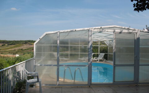 Das Serradas: Piscine, Composite, Ombre, Structure En Plein Air, Daylighting, Mobilier De Jardin, Clôture, Arrière-Cour, Engrener