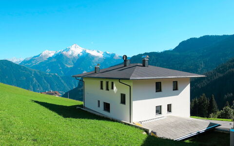 Schöser: Ciel, Montagne, Bâtiment, Vert, Écorégion, Fenêtre, Paysage Naturel, Pente, Lot Terre, Maison