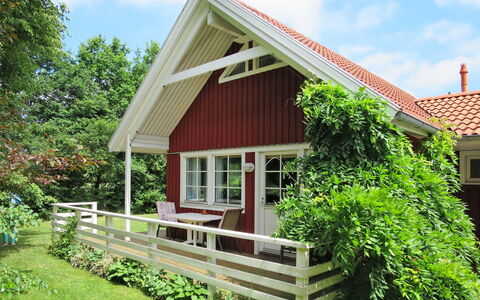 Friedrichsen i: Plante, Ciel, Nuage, Bâtiment, Fenêtre, Maison, Bois, Lot Terre, Ombre, Arbre
