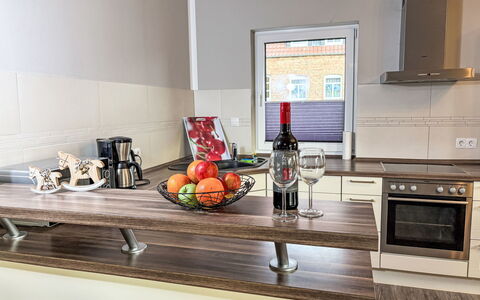 Johannika: Meubles, Cuisine, Comptoir, Design Intérieur, Sol, Cabinetry, Bois, Appareil De Cuisine, Sol, Principaux Appliance
