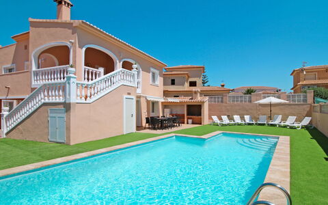 Magia: Propriété, Bâtiment, Immobilier, Piscine, Maison, Biens, Villa, Domicile, Zone Résidentielle, Manoir