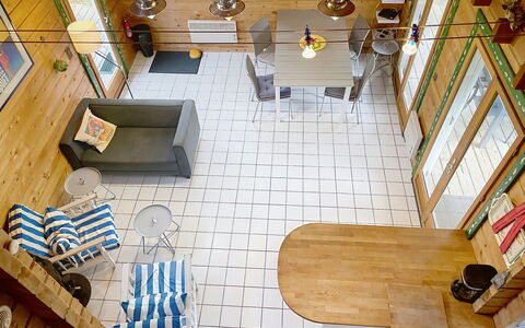 L'Escouarte: Bois, Meubles, Sol, Sol, Design Intérieur, Chaise, Canapé, Salon, Pièce, Plafond