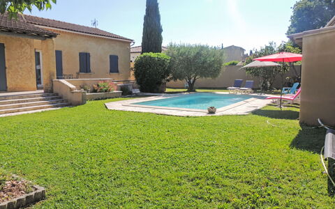 Kasara: Piscine, Zone Résidentielle, Maison, Domicile, Jardin, Arrière-Cour, Biens, Recours, Pelouse