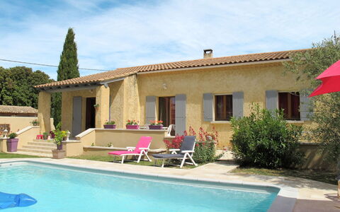 Kasara: Propriété, Maison, Bâtiment, Domicile, Immobilier, Villa, Piscine, Vacances, Biens, Pièce