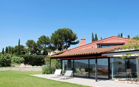 Baie de Bandol: Ciel, Plante, Arbre, Ombre, Lot Terre, Herbe, Bâtiment, Paysage, Paysage Naturel, Loisir