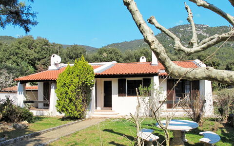 Le Hameau des Launes: Propriété, Maison, Domicile, Immobilier, Bâtiment, Chalet, Zone Rurale, Villa, Arbre, Ferme