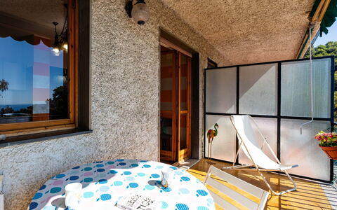 Il Nido: Chalet, Lot Terre, Cabane En Rondins, Rive, Réservoir, Cabanon, Batiments Jardin, Du Son, Des Bois