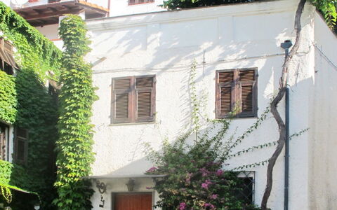 Casa Massabovi (Imp244): Plante, Ciel, Bâtiment, Propriété, Fenêtre, Fleur, Maison, Arbre, Architecture, Surface De La Route