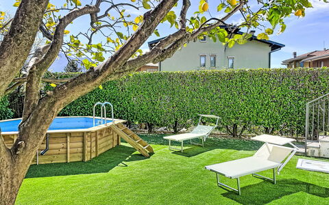 Villa Giulia: Herbe, Jardin, Pelouse, Ombre, Loisir, Aménagement Paysager, Gazon Artificiel, Arrière-Cour, Cour, Piscine