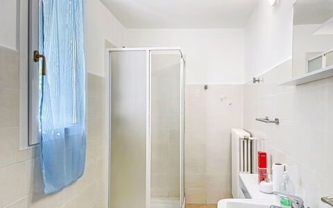 Villa Giulia: Sol, Sol, Design Intérieur, Luminaire Plomberie, Pièce, Plafond, Plomberie, Appartement, Salle De Bains, Robinet