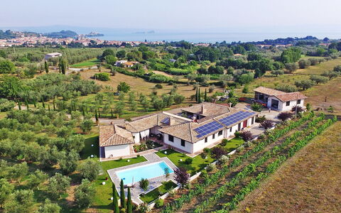 Borgo Sacramento: Plante, Ciel, Bâtiment, Paysage Naturel, Lot Terre, Maison, Design Urbain, Arbre, Paysage, Zone Rurale