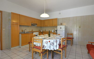 Agostini 701.3: Pièce, Propriété, Meubles, Bâtiment, Salle À Manger, Design Intérieur, Maison, Sol, Immobilier, Cuisine