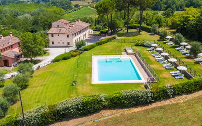 Castelfiorentino 651: Plante, L'Eau, Propriété, Bâtiment, Arbre, Fenêtre, Piscine, Lot Terre, Design Urbain, Architecture