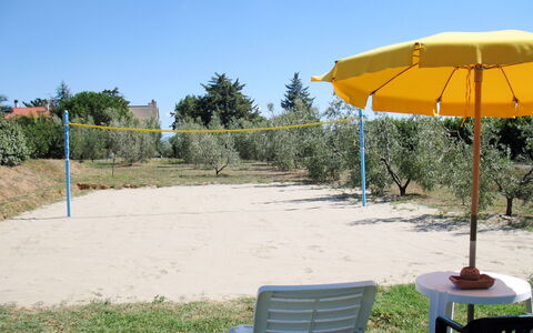 Cecina 613: Parapluie, Ombre, Arbre, Vacances, Jaune, Herbe, Accessoire De Mode, Table, Mobilier De Jardin, Été