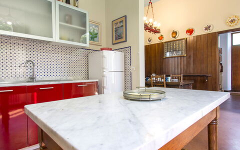 Tamerici: Comptoir, Pièce, Propriété, Meubles, Cuisine, Bâtiment, Design Intérieur, Maison, Sol, Cabinetry