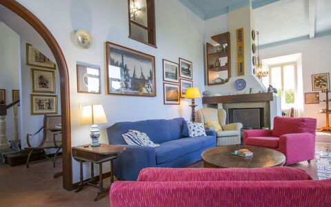 Tamerici: Pièce, Meubles, Propriété, Salon, Design Intérieur, Bleu, Bâtiment, Maison, Immobilier, Sol