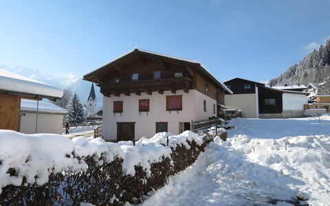 Liftblick: Ciel, Neige, Bâtiment, Propriété, Fenêtre, Maison, Pente, Nuage, Arbre, Montagne