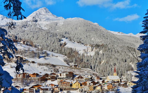 Hedwig Jäger: Ciel, Nuage, Montagne, Neige, Bleu, Paysage Naturel, Pente, Montagnes, Mélèze, Calotte Glaciaire
