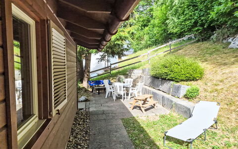 Crap Grisch: Bois, Chalet, Domicile, Dur, Jardin, Siding, Plate-Forme, Porche, Arrière-Cour, Planche