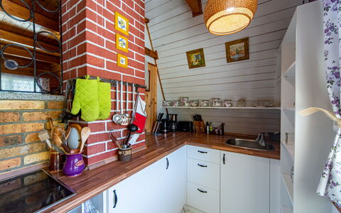 Lake & Rest: Cabinetry, Propriété, Meubles, Comptoir, Bâtiment, Bois, Design Intérieur, Cuisine, Sol, Sol