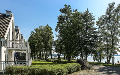 Bad Saarow 603: Propriété, Arbre, Maison, Architecture, Jour, Bâtiment, Biens, Zone Résidentielle, Domicile, Immobilier