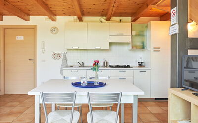 Gelsomino 662.4: Cabinetry, Table, Comptoir, Propriété, Evier, Meubles, Bois, Évier, Cuisine, Chaise
