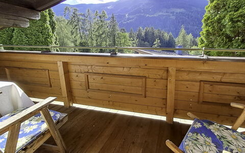 Saalfelden am Steinernen Meer 613: Bois, Tache De Bois, Dur, Planche, Chaise, Balcon, Vernis, Lumber, Eco Hôtel, Plate-Forme