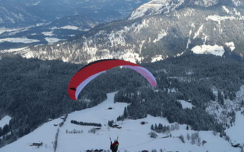 Lehen: Montagne, Neige, Pente, Équipement Sportif, Montagnes, Arbre, Terrain