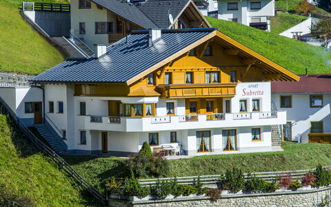 Kappl 807: Maison, Propriété, Bâtiment, Domicile, Toit, Immobilier, Zone Résidentielle, Biens, Architecture, Chalet