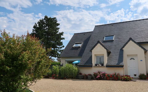 Ty-Rozen: Propriété, Domicile, Maison, Toit, Immobilier, Zone Résidentielle, Chalet, Bâtiment, Lot Terre, Biens