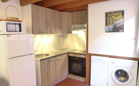Logement:&nbsp;Les Cracks - les As 100.9