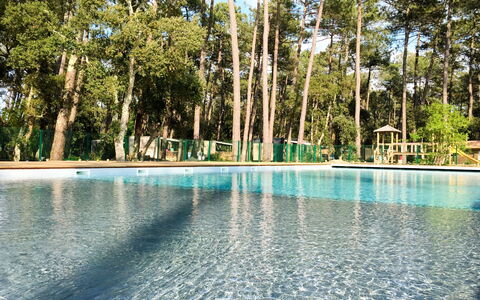 Ondres 649: L'Eau, Piscine, Paysage Naturel, Propriété, Arbre, Réserve Naturelle, Ressources En Eau, Vacances, Immobilier, Loisir