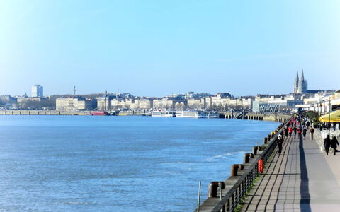 Lacanau 280: Ciel, Jour, Ville, Canal, Mer, Côte, Attraction Touristique, Passerelle, Boardwalk