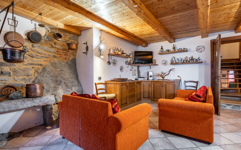 Ivan: Propriété, Canapé, Bois, Cadre, Design Intérieur, Lampe, Sol, Salon, Sol, Canapé-Lit