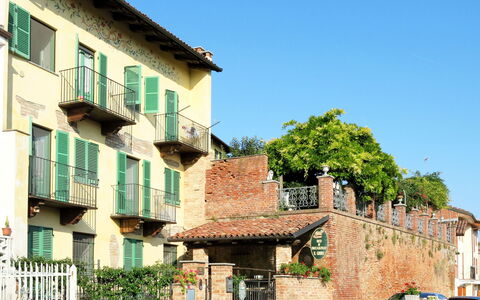 Il Ghiro: Propriété, Maison, Bâtiment, Quartier, Ville, Zone Résidentielle, Architecture, Immobilier, Domicile, Balcon