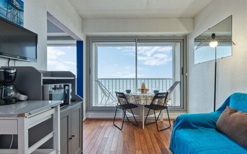 Les Sables D'Argent: Meubles, Sol, Pièce, Appartement, Chaise, Mer, Balcon, Dur, Recours, Parquet