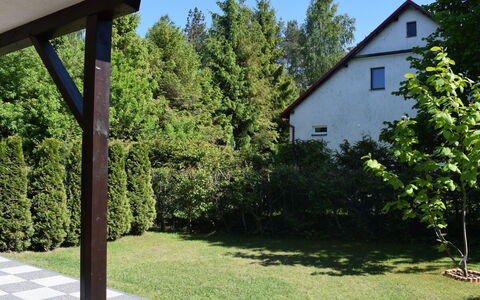 Kopalino 13: Plante, Propriété, Ciel, Vert, Bâtiment, Arbre, Ombre, Lot Terre, Architecture, Maison