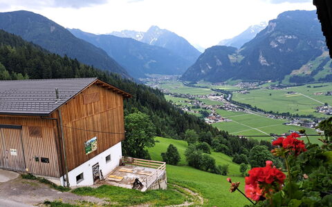 Maiklerhof: Nuage, Fleur, Ciel, Plante, Montagne, Écorégion, Bâtiment, Paysage Naturel, Vert, La Nature