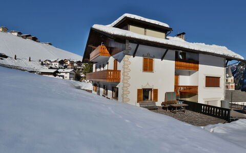 Kostner: Maison, Zone Résidentielle, Domicile, Toit, Établissements Humains, Chalet, Gelé, Neige, Village, Balcon