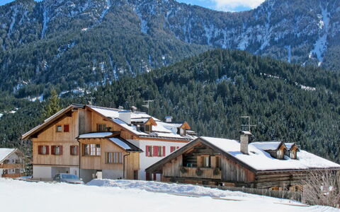 Mantel: Ciel, Montagne, Nuage, Propriété, Neige, Bâtiment, Écorégion, La Nature, Maison, Pente