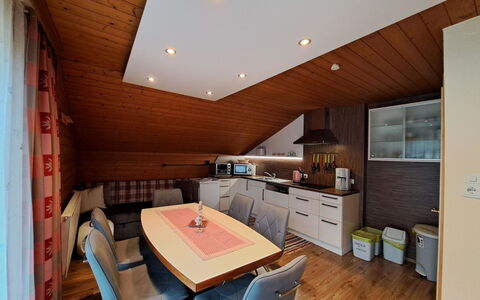 Schragl: Meubles, Cabinetry, Propriété, Bâtiment, Comptoir, Chaise, Bois, Table, Design Intérieur, Cuisine