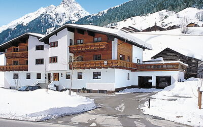 Kappl 829: Ciel, Bâtiment, Neige, Montagne, Propriété, Fenêtre, Monde, Pente, Maison, Paysage Naturel
