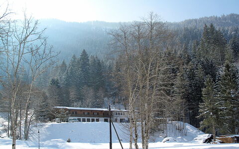 Alpenchalet Silbertal: Ciel, Montagne, Neige, Plante, Paysage Naturel, Arbre, Branche, Pente, Lumière Du Soleil, Atmospherique Phénomène