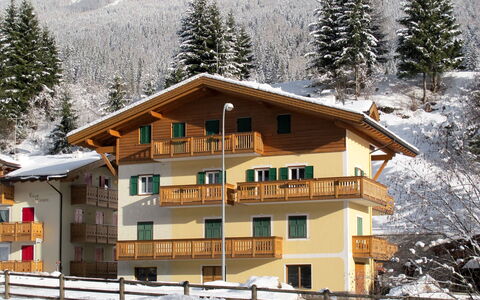 Pederiva (Sof740): Neige, Propriété, L'Hiver, Maison, Domicile, Bâtiment, Arbre, Station De Montagne, Immobilier, Architecture