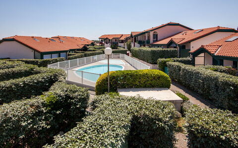 Capbreton 750: Ciel, Bâtiment, Plante, Design Urbain, Bloc Tour, Condominium, Immobilier, Ville, Façade, Bâtiment Commercial