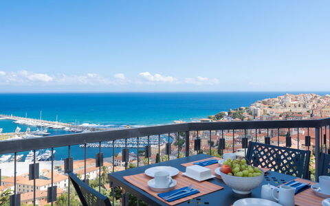 Terre Bianche: Propriété, Immobilier, Ciel, Recours, Bleu Azur, Mer, Vacances, Bâtiment, Océan, Appartement