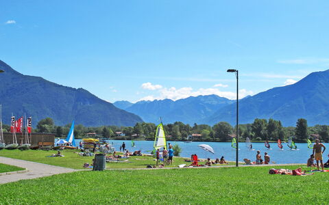Gera Lario 618: L'Eau, Ciel, Montagne, Nuage, Plante, Bleu Azur, Lac, Paysage Naturel, Montagnes, Loisir